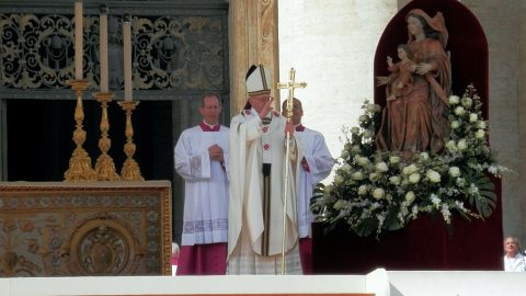 Pápež František v liste pozdravil prezidenta SR, Slovensku zaželal prosperitu