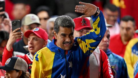 Venezuelu čaká ďalších šesť rokov socializmu: Maduro opäť prezidentom