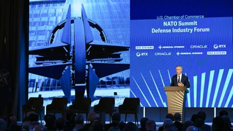 Stoltenberg: O 2 % sa už NATO nebude usilovať, bude to požiadavka
