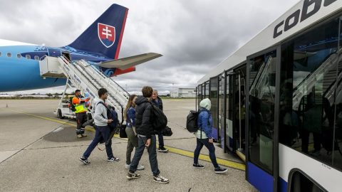 Slovenskí vojaci evakuovali z Libanonu takmer stovku občanov z 12 krajín